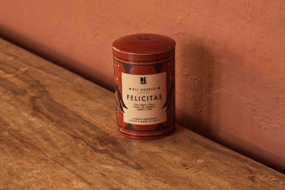 Gifts - FELICITAS Artisan crafted scented candle, lovingly poured in Italy - DEREBUS