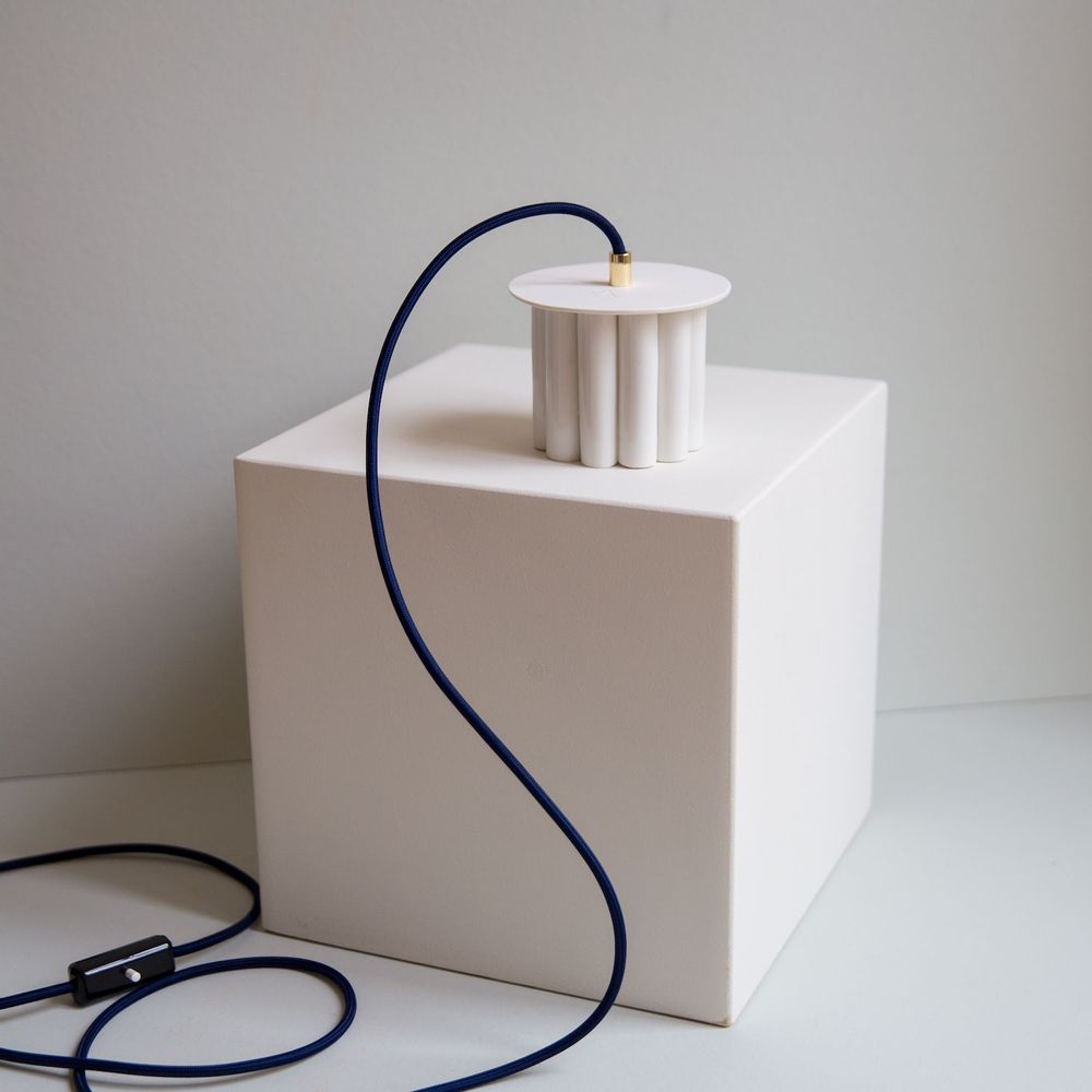 Hanging lights - The Octavio portable lamp - ÉDITIONS MOUCHE