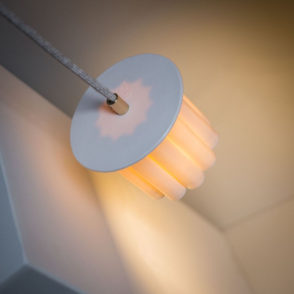Hanging lights - The Octavio portable lamp - ÉDITIONS MOUCHE