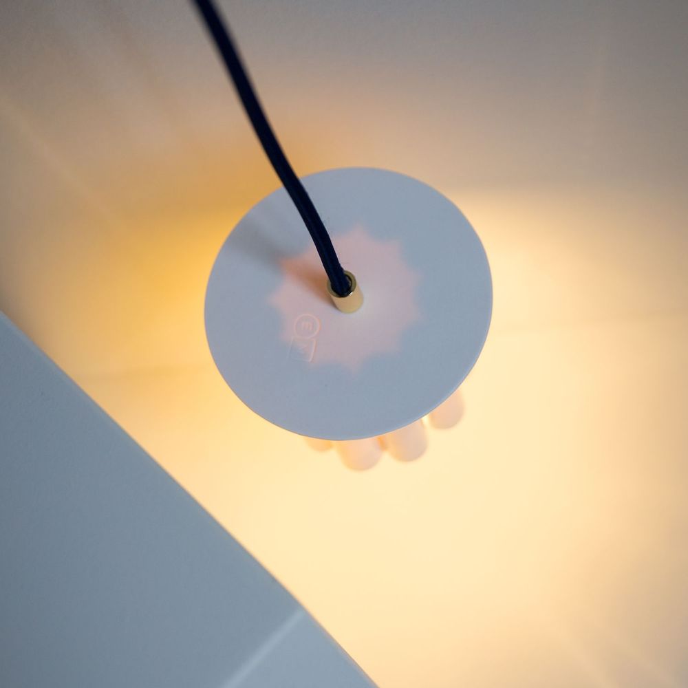 Hanging lights - The Octavio portable lamp - ÉDITIONS MOUCHE