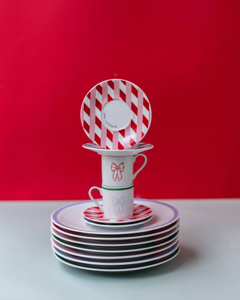 Everyday plates - Very Demure Collection - FERN&CO.