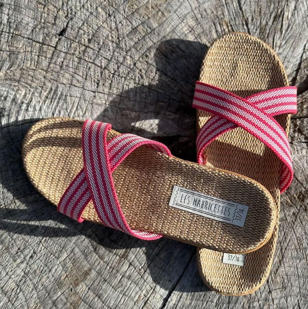 Homewear bien-être - Les Mauricettes de Capucine, claquettes femme croisées rose - LES MAURICETTES