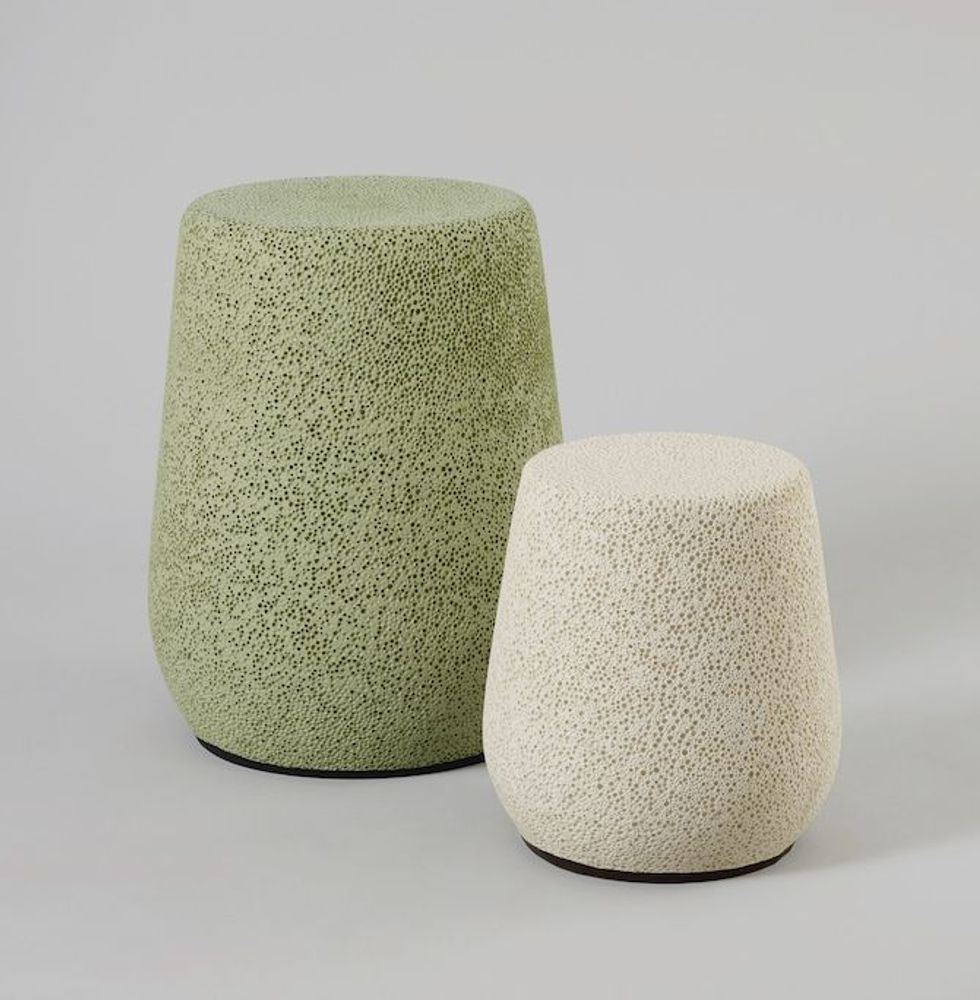 Tables de jardin - Tabouret et Table d'appoint 'Lightweight Porcelain' de Djim Berger - GALERIE BSL