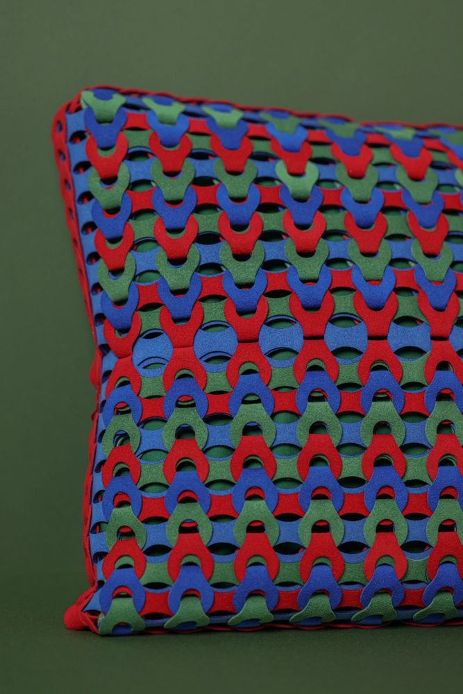 Coussins textile - SPECTRUM DOTS - Handcrafted Cushions - EETY STUDIO