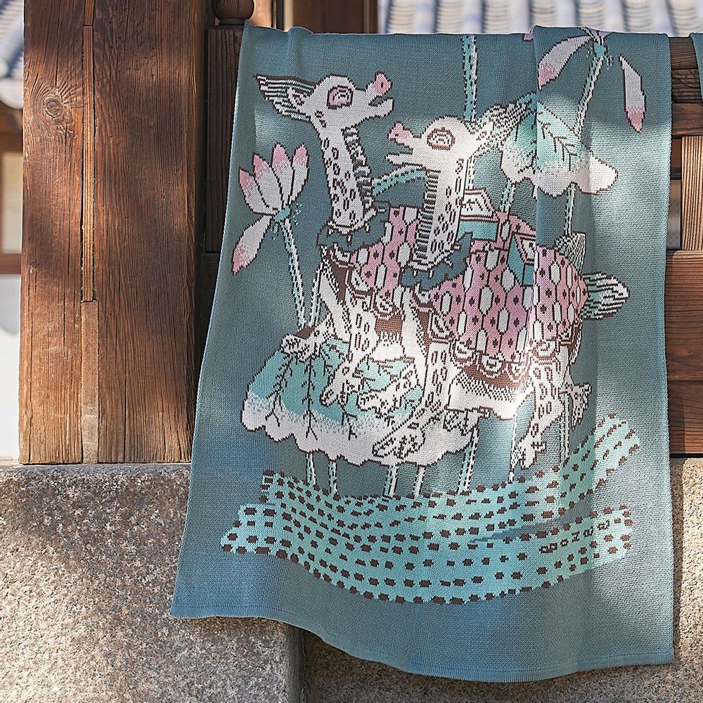 Throw blankets - Smile longevity symbol(Turtles) - BON`EE