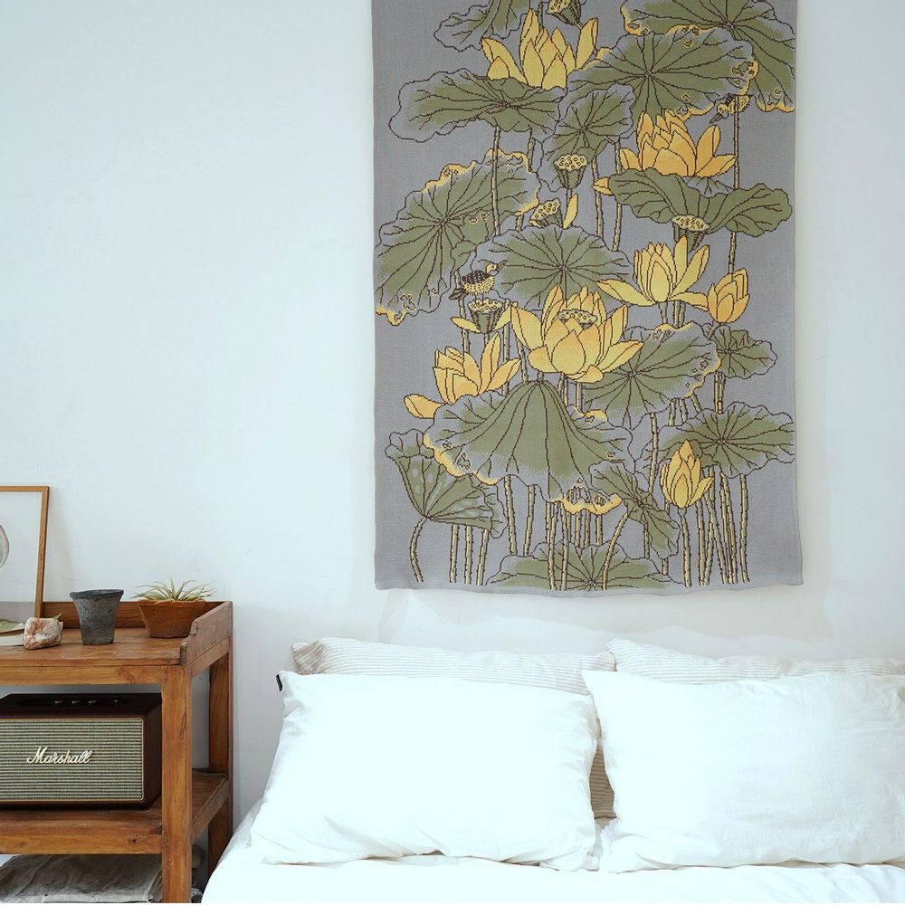 Throw blankets - Lotuses - BON`EE