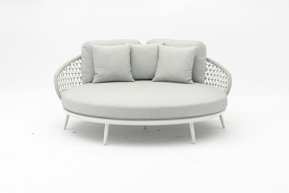 Deck chairs - CUDDLE garden bed (183 x 175 cm) - COUTURE JARDIN