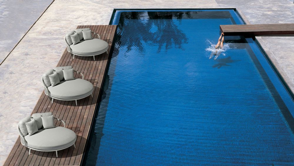 Deck chairs - CUDDLE garden bed (183 x 175 cm) - COUTURE JARDIN