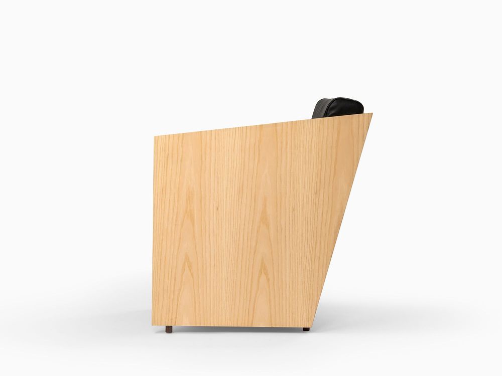 Office seating - Armchair in Ash Wood and Natural Leather - Álvaro Siza - MOR