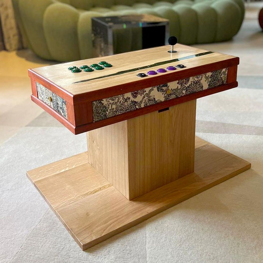 Tables basses - Table basse et manettes de jeu Tobirama - MAISON ROSHI - LUXURY ENTERTAINMENT CABINETS