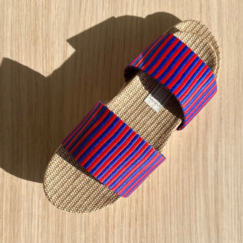 Homewear bien-être - LES MAURICETTES de Guillemette, sandales rayées fuchsia ultra légères - LES MAURICETTES