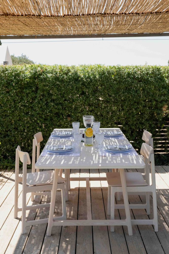 Dining Tables - Minimalist Frame Table for Timeless Gatherings - OAK - MOR