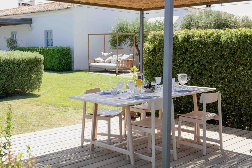 Dining Tables - Minimalist Frame Table for Timeless Gatherings - OAK - MOR