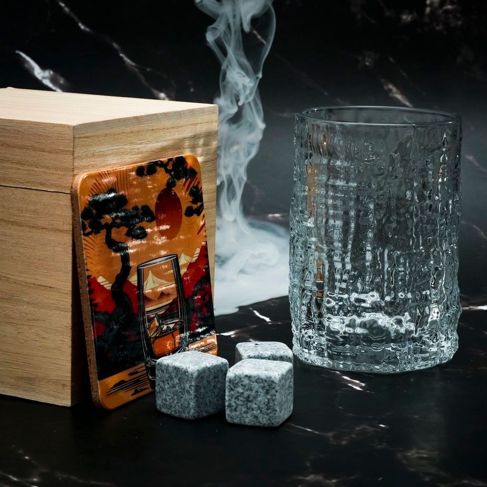 Gifts - Japanese Glass - AJI316 - Gift box, coasters and ice cubes - SOSTRAW & SMARTTHINGS
