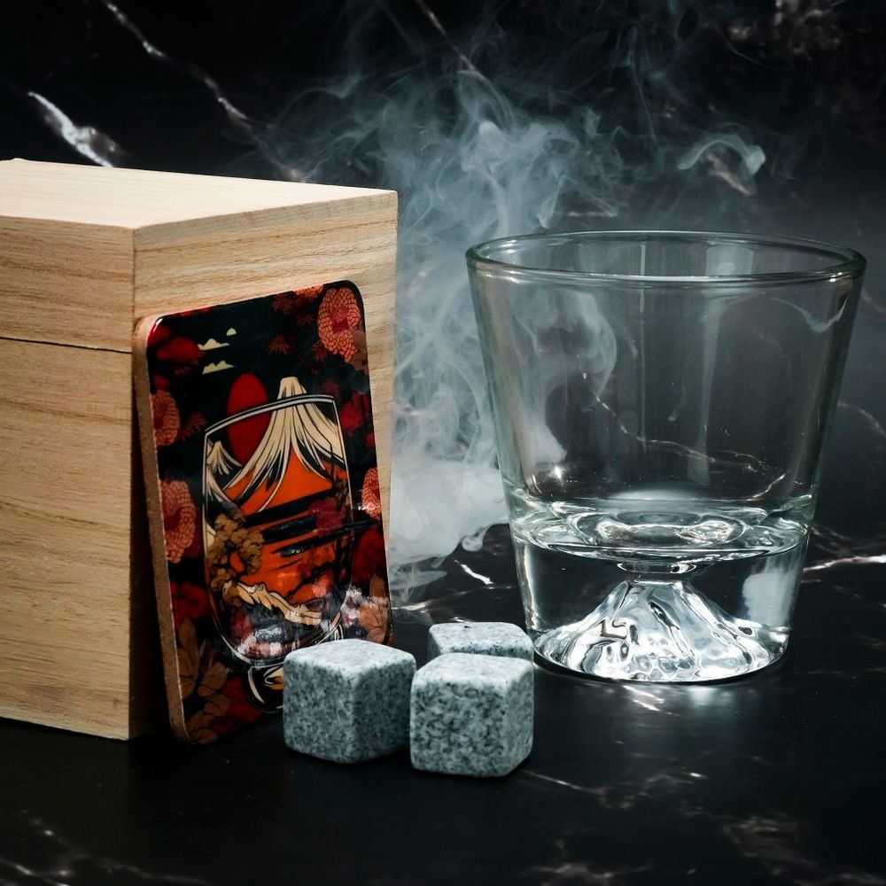 Gifts - Japanese glass - AJI321 - Gift box, coasters and ice cubes - SOSTRAW & SMARTTHINGS