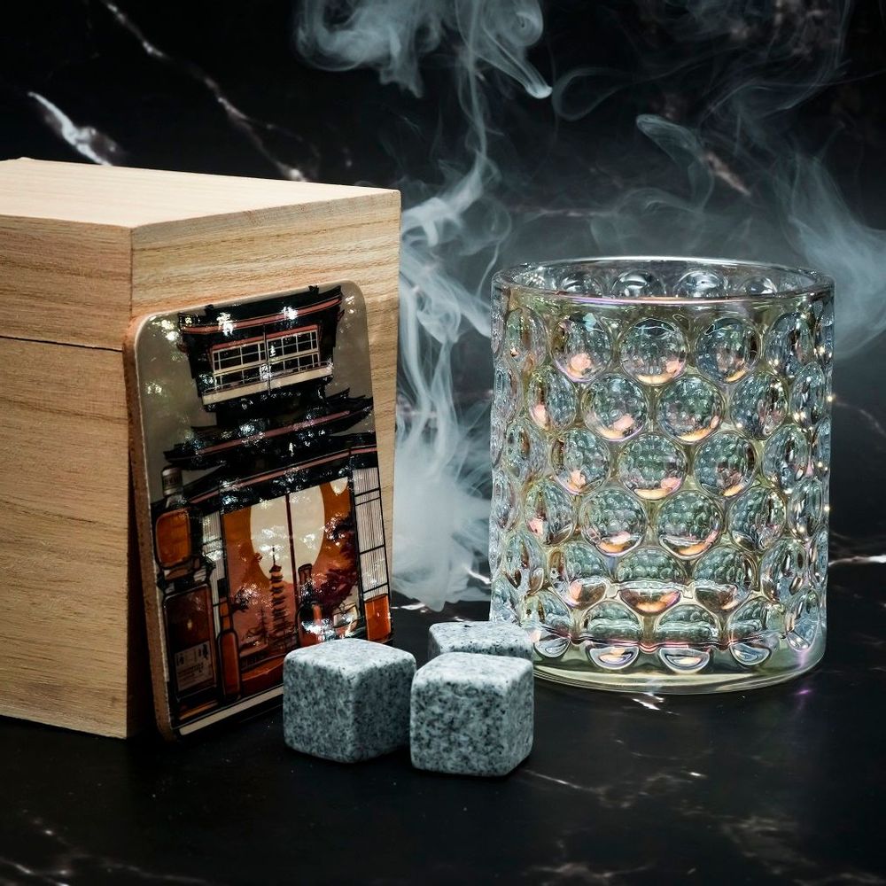 Gifts - Japanese glass - AJI338 - Gift box, coasters and ice cubes - SOSTRAW & SMARTTHINGS