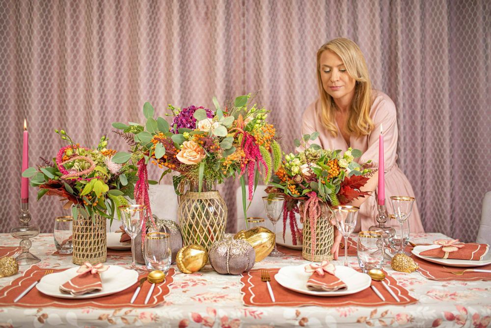 Table cloths - Tablecloth Wild Rose round - ⌀ 210 cm - ROSEBERRY HOME
