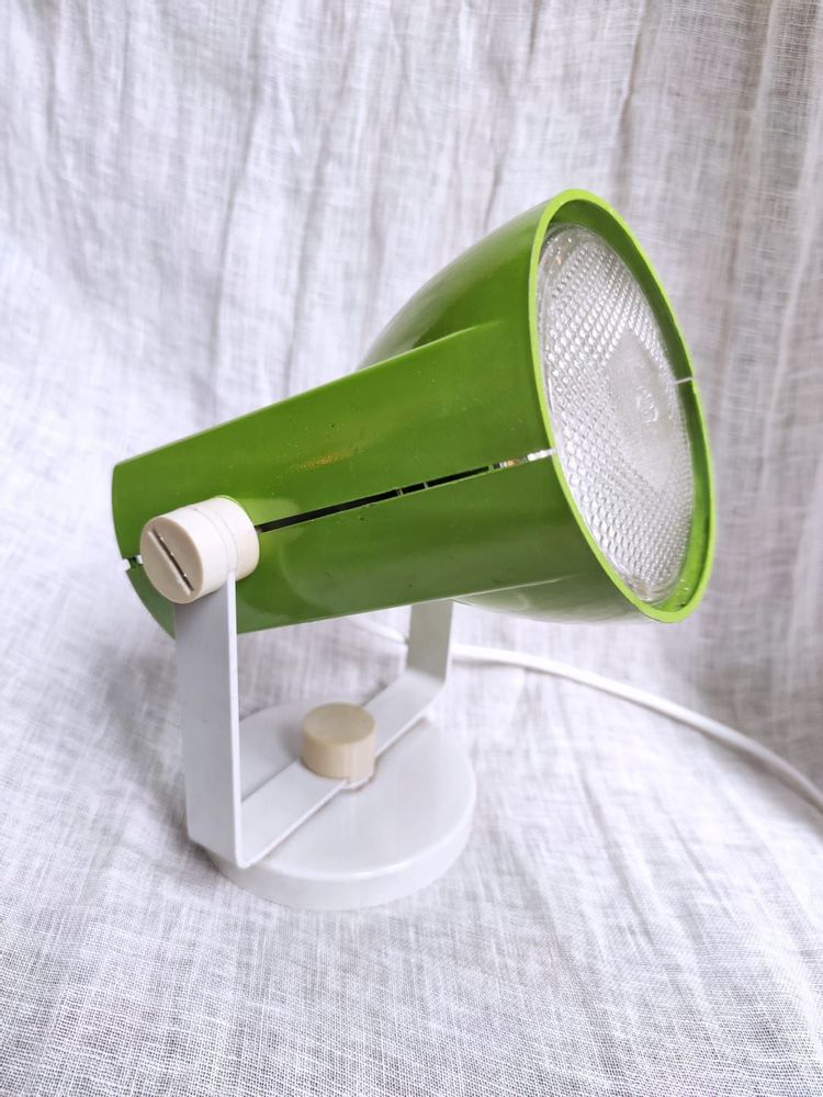 Lampes à poser - Applique en métal vert pomme Étienne Fermigier Modèle F39 - OFFICE OBJETS