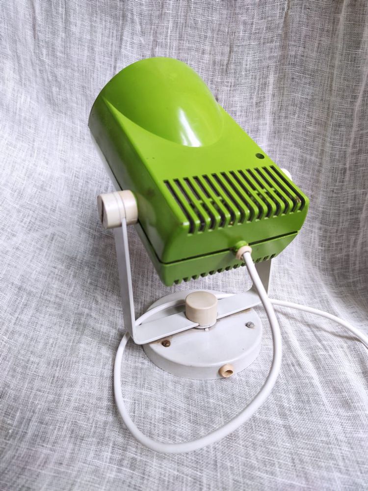 Lampes à poser - Applique en métal vert pomme Étienne Fermigier Modèle F39 - OFFICE OBJETS