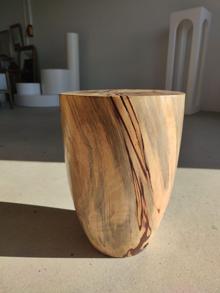 Tabourets - Bout de canapé, tabouret ou table d'appoint en tamarin massif (monoxyle) - OFFICE OBJETS