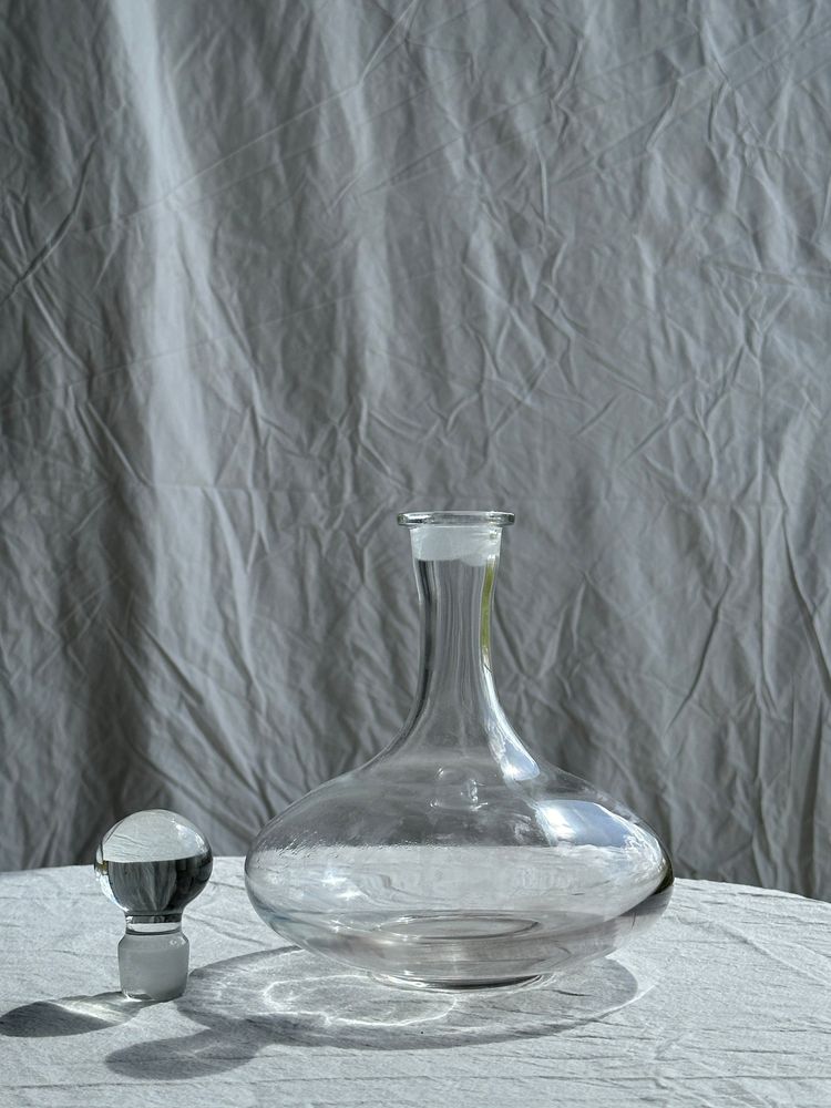 Carafes - Carafe à décanter évasée bouchon rond - OFFICE OBJETS