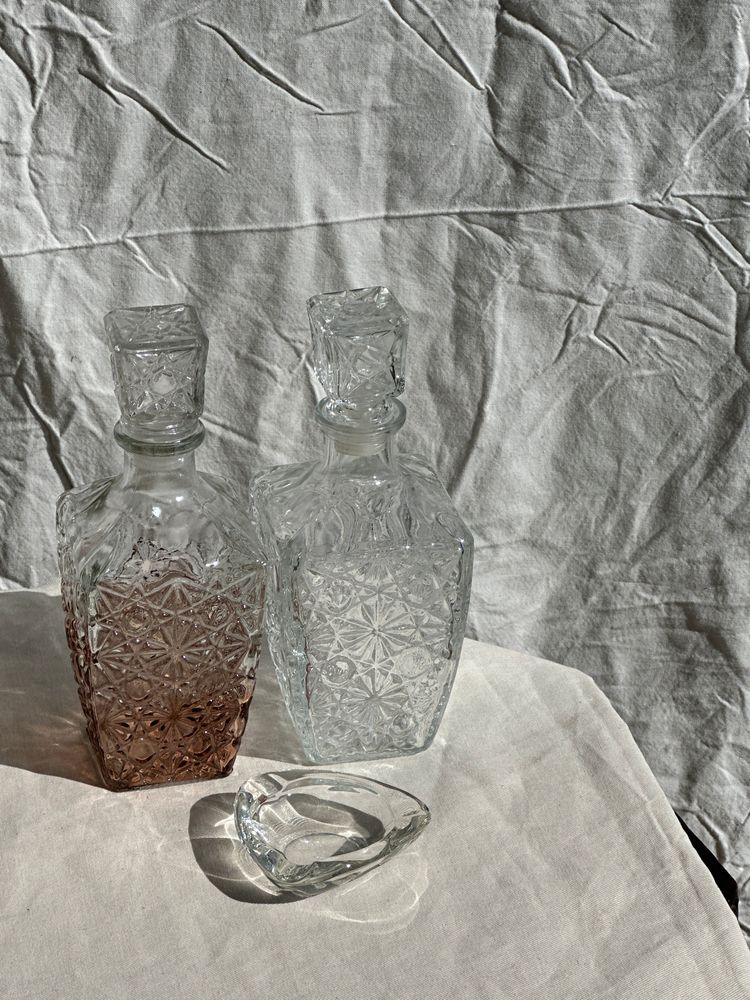 Carafes - Carafe à whisky motif géométrique étoiles teintée H24 - OFFICE OBJETS