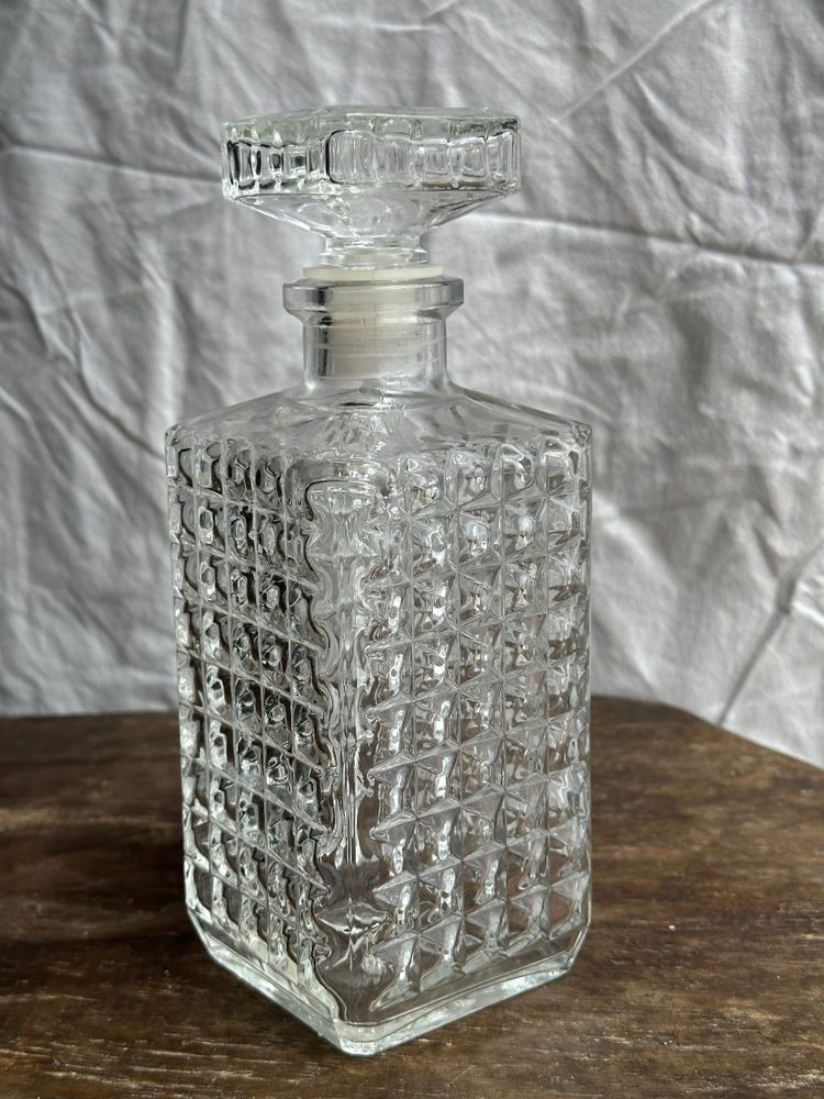 Carafes - Diamond tip whiskey decanter H23 - OFFICE OBJETS
