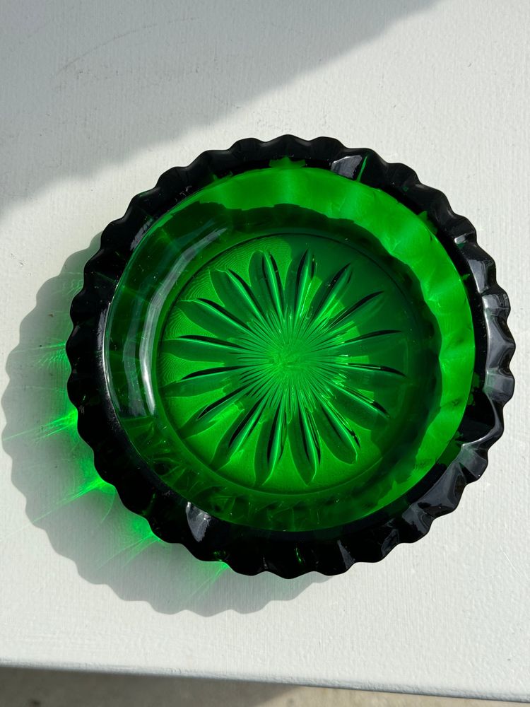 Accessoires à poser - Cendrier vert en verre D15 - OFFICE OBJETS