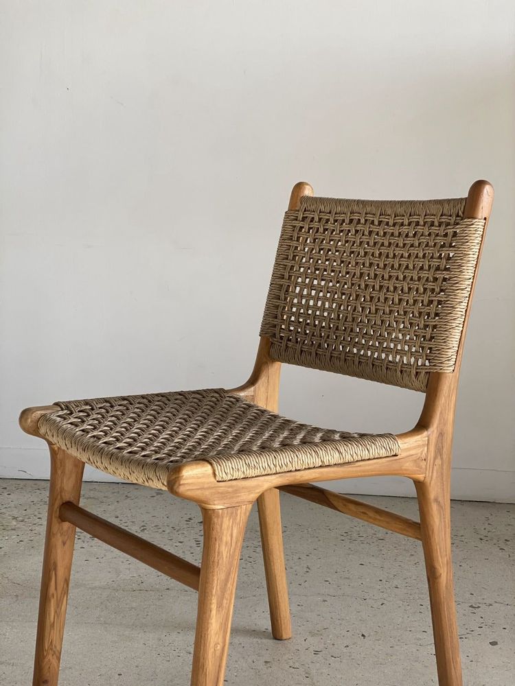 Chaises - Chaise d'intérieur ou d'extérieur en teck et fibre tressée - OFFICE OBJETS