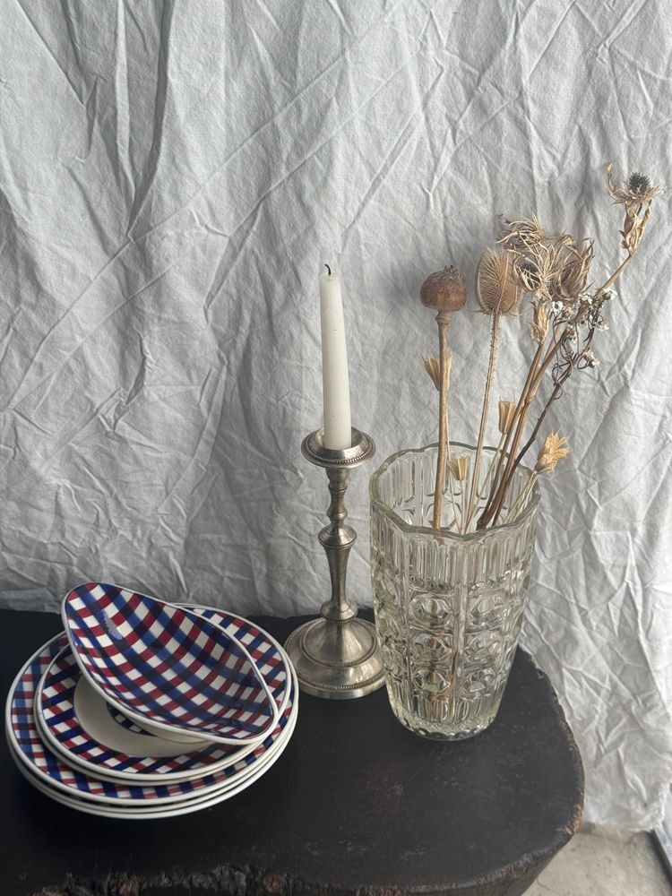 Assiettes au quotidien - Ensemble de vaisselle Sarreguemines rouge et bleu - OFFICE OBJETS