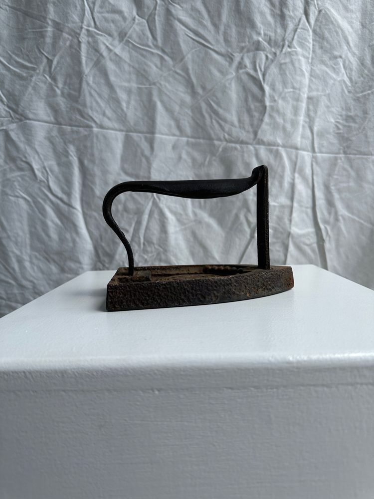 Decorative objects - Old iron - OFFICE OBJETS