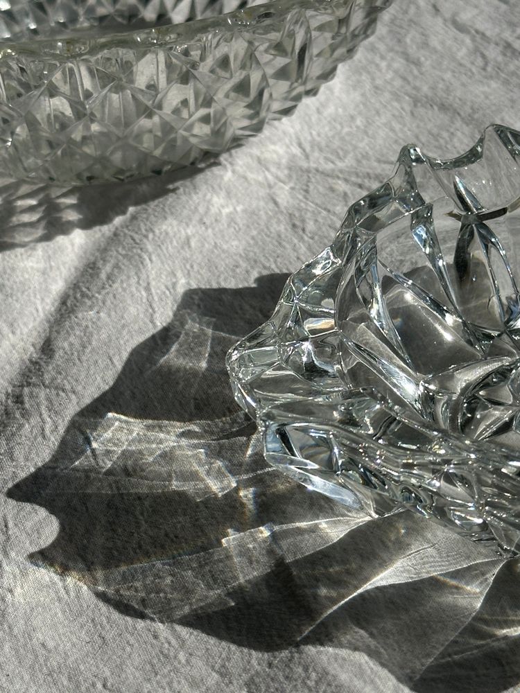 Accessoires à poser - Grand cendrier carré grandes pointes de diamant - OFFICE OBJETS