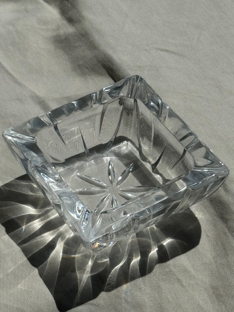 Accessoires à poser - Grand cendrier en verre massif carré vintage - OFFICE OBJETS