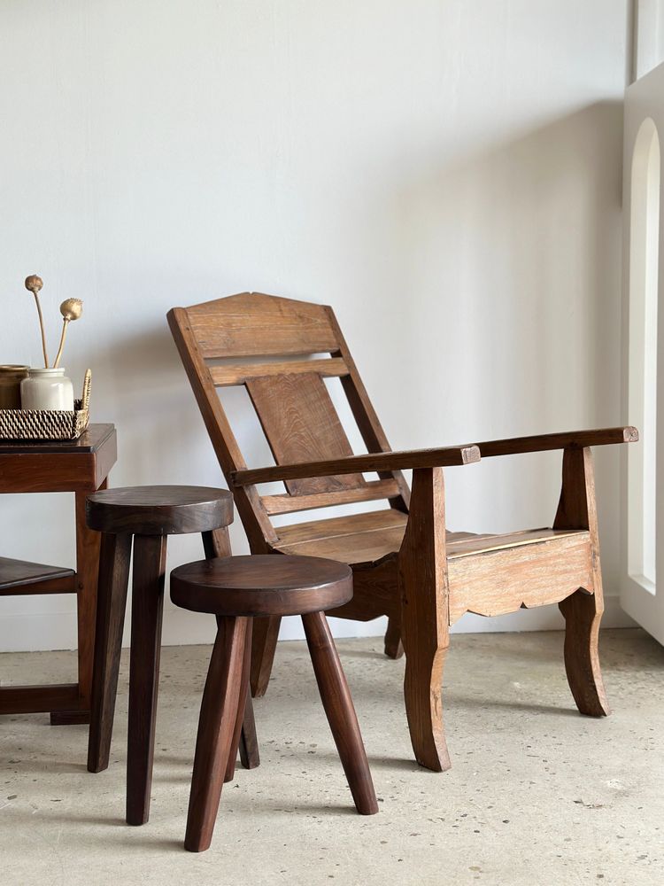 Armchairs - Large vintage Asian wooden rest chair - OFFICE OBJETS