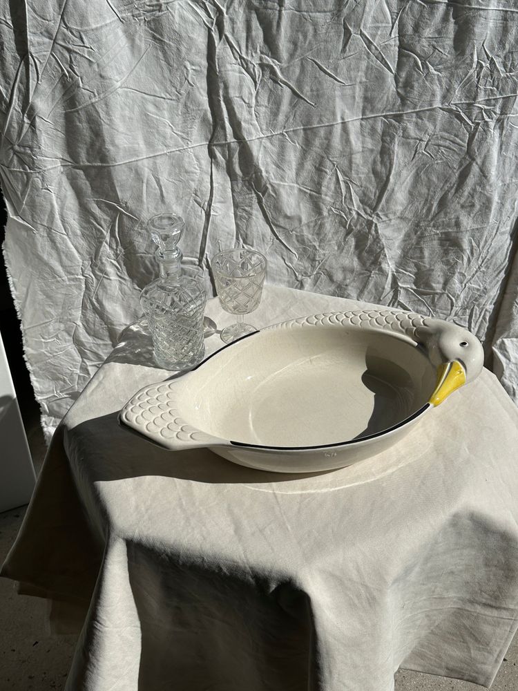 Platter and bowls - Large Italian goose-shaped dish 49cm - OFFICE OBJETS