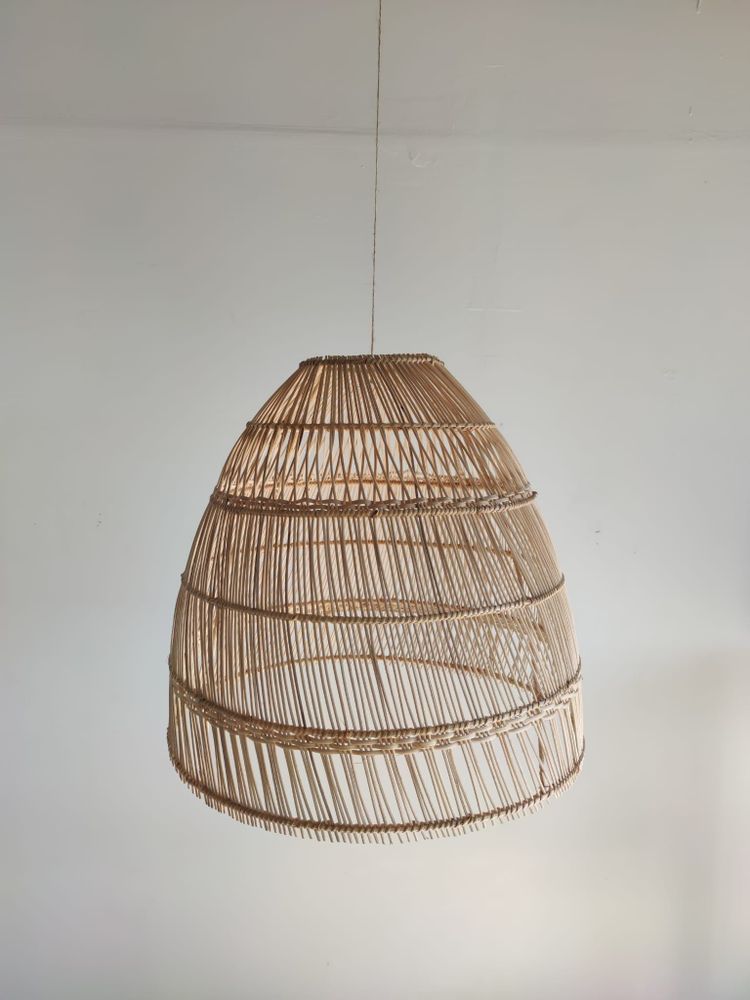 Suspensions - Grande suspension ou abat-jour en rotin en forme de cloche - OFFICE OBJETS