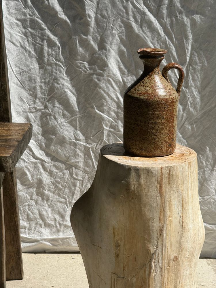 Other tables - Large white petrified wood side table with organic knot H:50 D:22-25 - OFFICE OBJETS