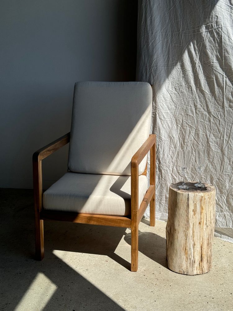 Autres tables - Grande table d'appoint en bois pétrifié écorce blanche cœur noir H:47 D:23-5 - OFFICE OBJETS