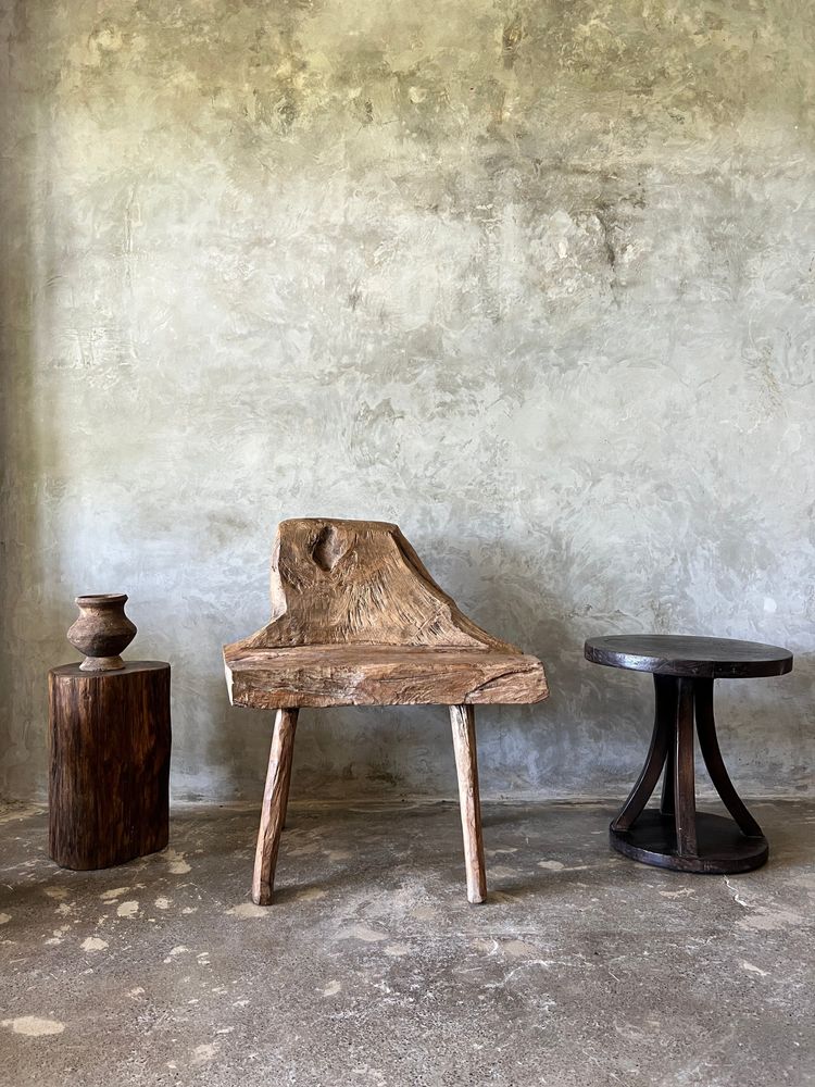 Other tables - Circular tripod pedestal table with central base, coffee table 50x50x50 - OFFICE OBJETS