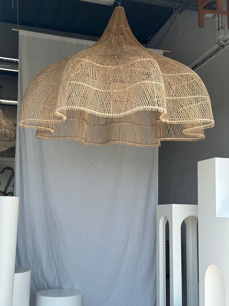 Hanging lights - Huge rattan suspension in the shape of a flower, tulip, corolla H: 1m; D: 1m50 - OFFICE OBJETS
