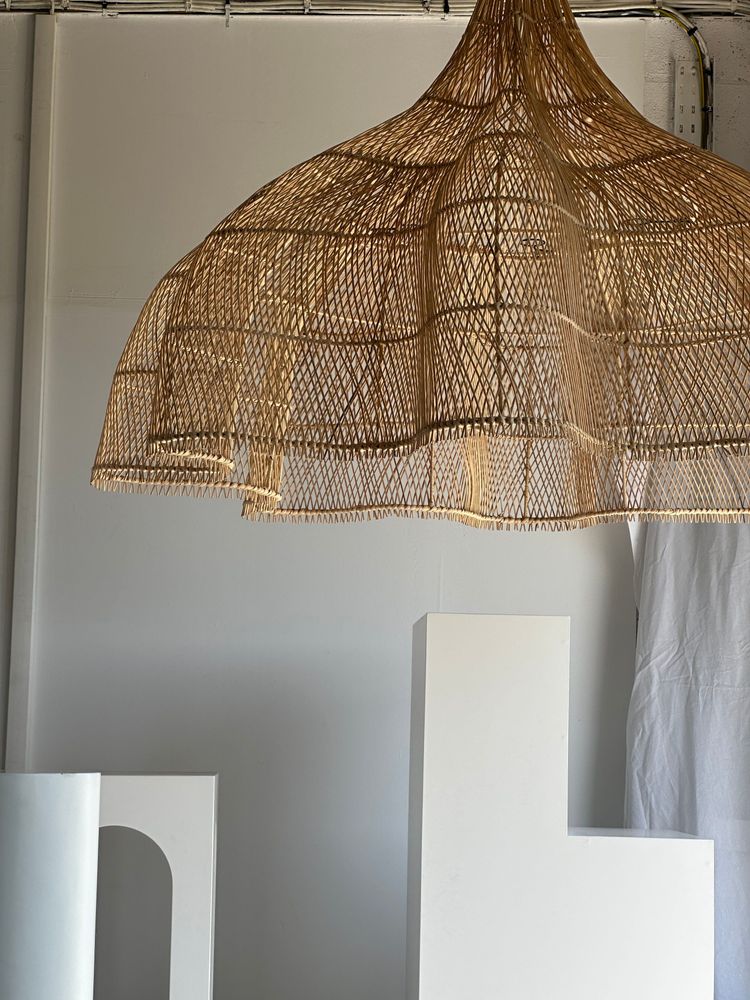 Hanging lights - Huge rattan suspension in the shape of a flower, tulip, corolla H: 1m; D: 1m50 - OFFICE OBJETS