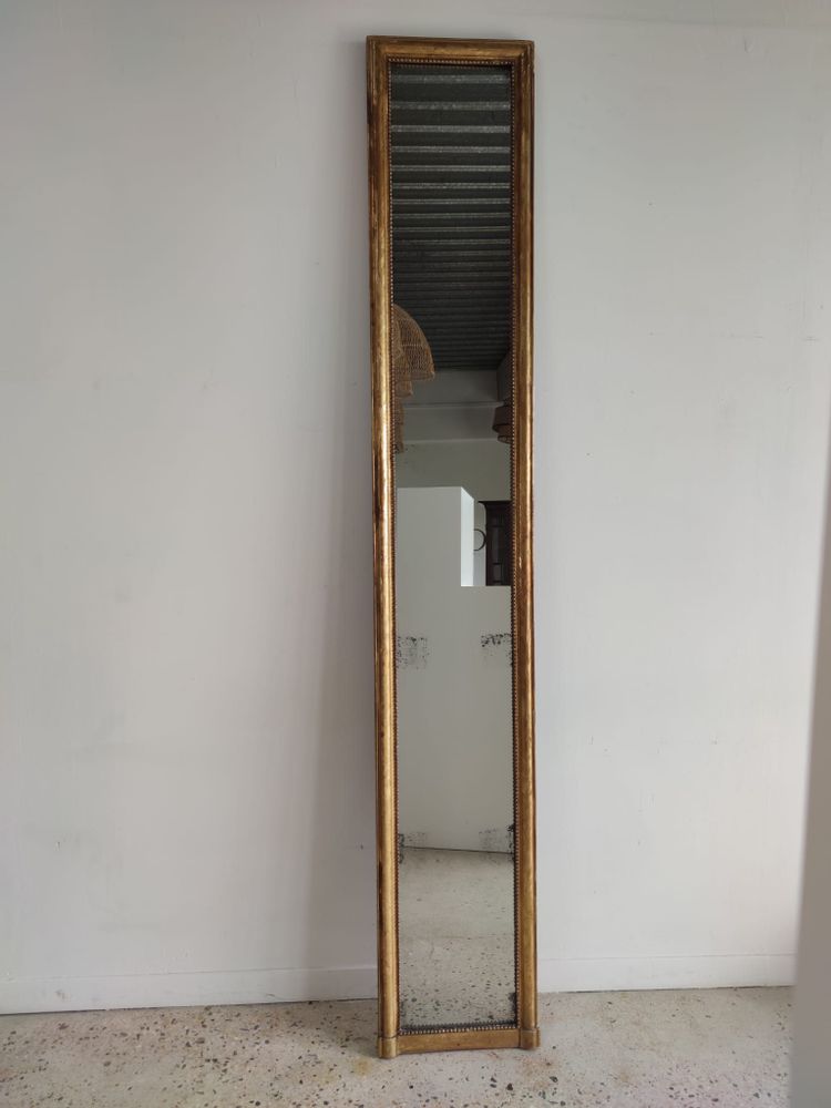 Miroirs - Long miroir en bois et stuc doré à rais de perles H: 2m45 L:40cm - OFFICE OBJETS