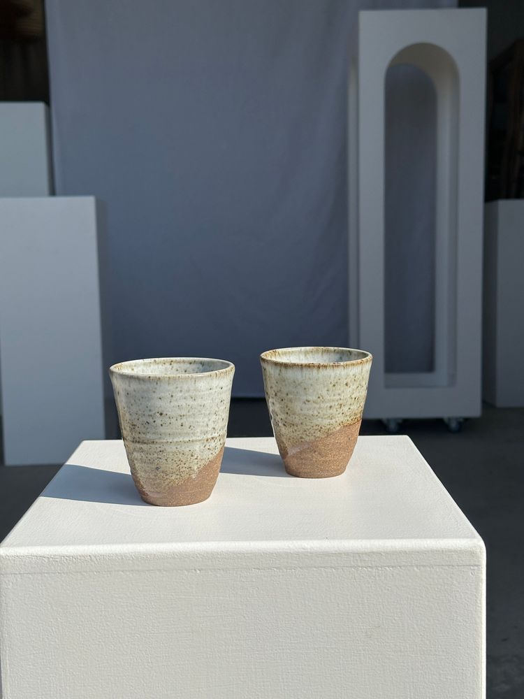 Tasses et mugs - Lot de 2 tasses / mug en céramique indonésienne (mat brun & glacé moucheté) - OFFICE OBJETS