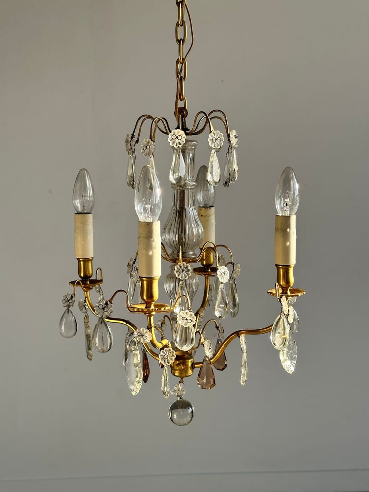 Suspensions - Lustre classique en métal doré à 4 bras de lumière et pampilles - OFFICE OBJETS