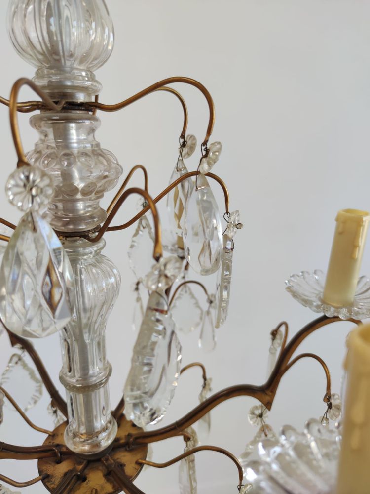 Suspensions - Moyen lustre cage à pendeloques et monture en laiton de style Louis XV - OFFICE OBJETS