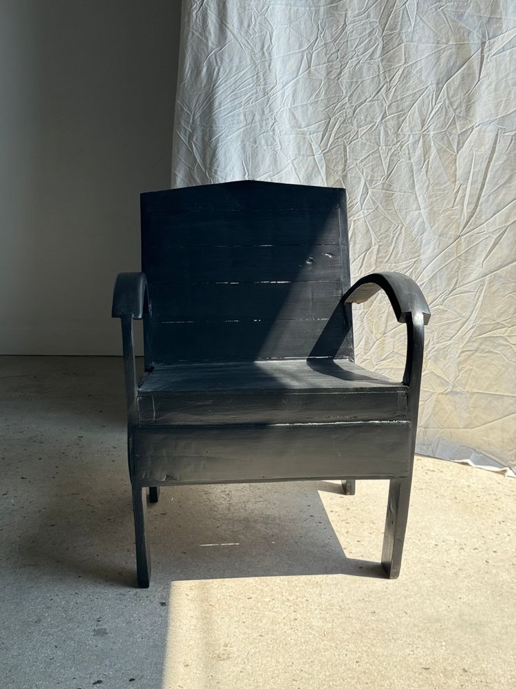Fauteuils - Petit fauteuil asiatique en lattes de bois upcyclé noir - OFFICE OBJETS