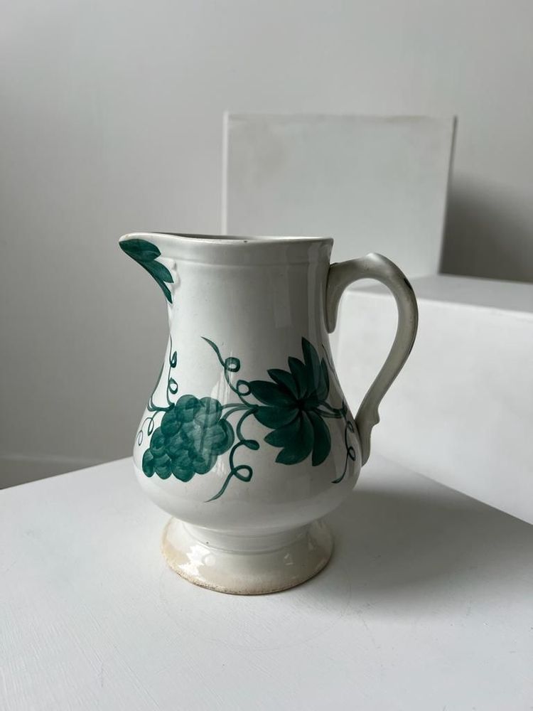 Carafes - Petit pichet Creil et Montereau XIXe décor peint à la main de vigne turquoise - OFFICE OBJETS