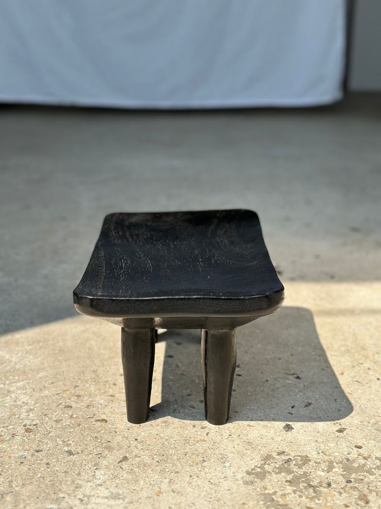Tabourets - Petit tabouret quadripode monoxyle en manguier noir - OFFICE OBJETS