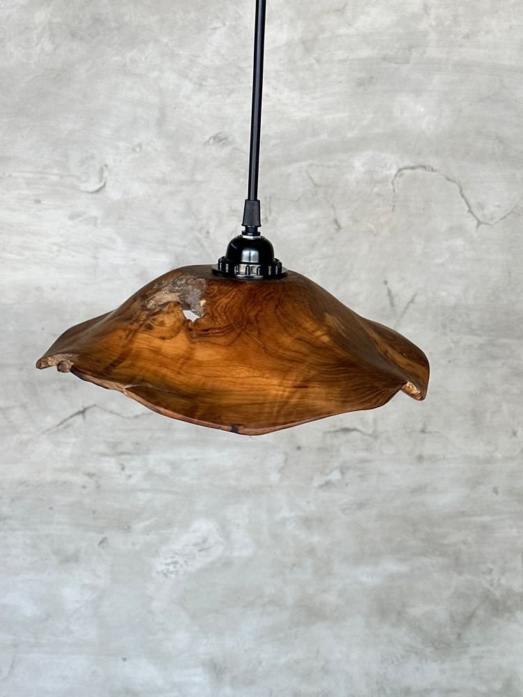 Suspensions - Petite suspension en feuille de teck ondulée (Small D:30 H:20) - OFFICE OBJETS
