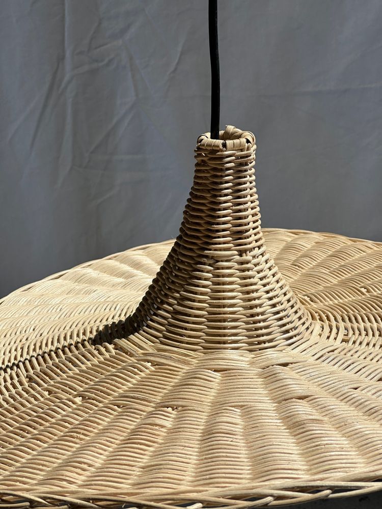 Suspensions - Petite suspension, luminaire en rotin en forme de chapeau D:60cm - OFFICE OBJETS